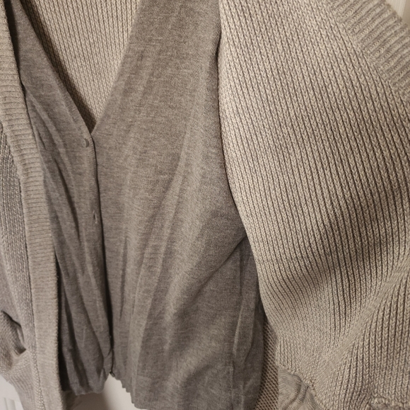 Lululemon vestigan - Picture 6 of 10